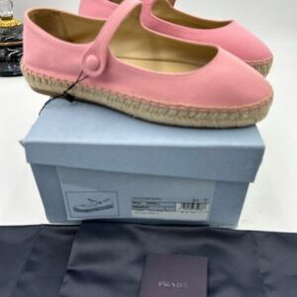 Women's Prada, pink canvas, Mary, Jane Flats size 37 made in Italy - Picture 12 of 16